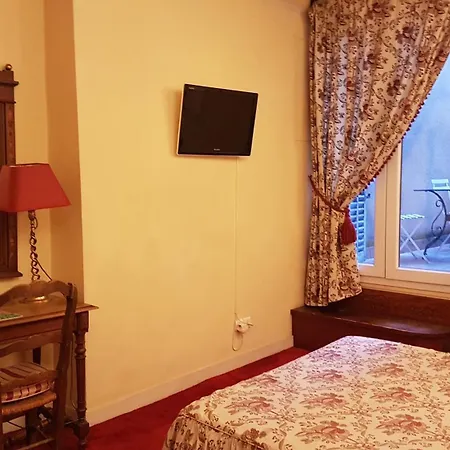 Cardinal Hotel